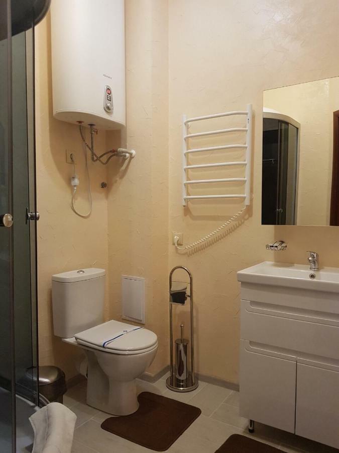 Helen Hotel ムィコラーイウ エクステリア 写真